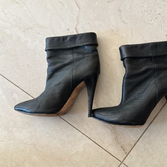 Loffler Randall booties size 9.5   But fits 8.5 - Picture 3 of 11